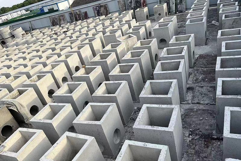  	內(nèi)徑600x600丨壁厚100丨方形檢查井